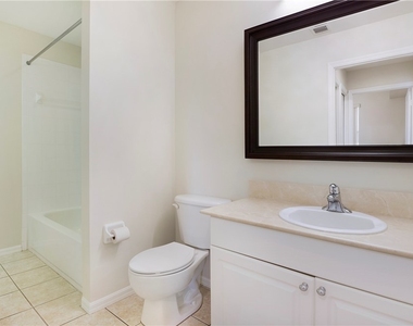 8600 Cedar Hammock Circle - Photo Thumbnail 15