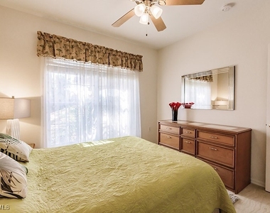 8135 Celeste Drive - Photo Thumbnail 26