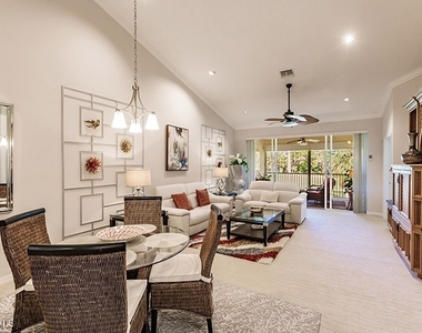 8135 Celeste Drive - Photo Thumbnail 6