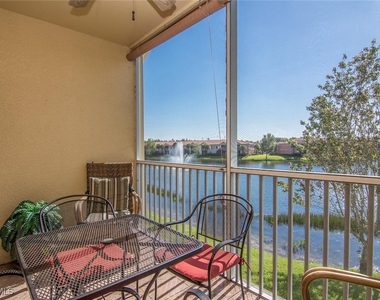 20230 Estero Gardens Circle - Photo Thumbnail 2