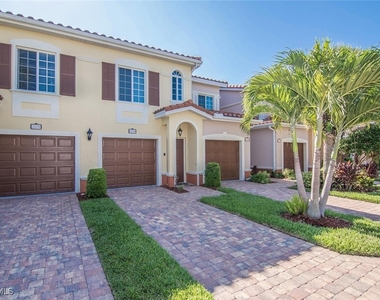 20230 Estero Gardens Circle - Photo Thumbnail 6