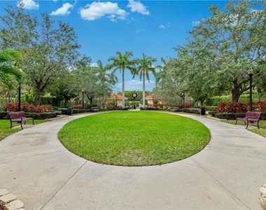 20230 Estero Gardens Circle - Photo Thumbnail 31