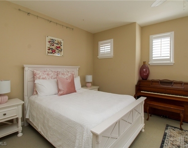 6657 Alden Woods Circle - Photo Thumbnail 31