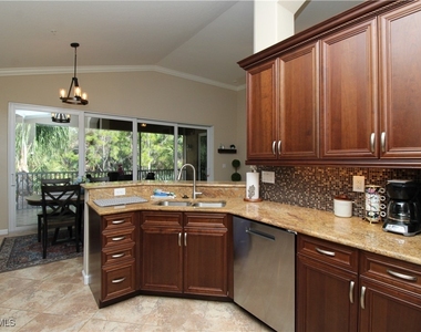 6657 Alden Woods Circle - Photo Thumbnail 12