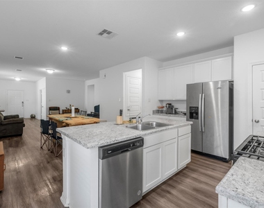 21214 George Vancouver Court - Photo Thumbnail 6