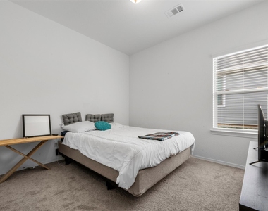 21214 George Vancouver Court - Photo Thumbnail 18