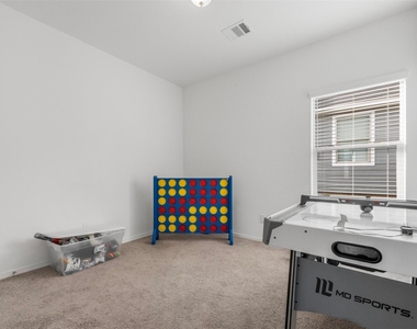 21214 George Vancouver Court - Photo Thumbnail 20