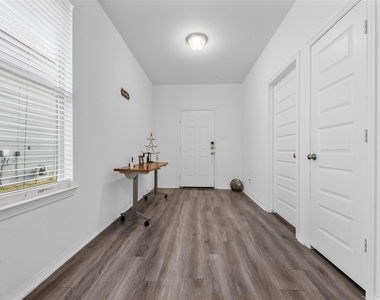 21214 George Vancouver Court - Photo Thumbnail 5