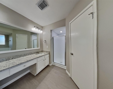 18607 Twigsworth Lane - Photo Thumbnail 11