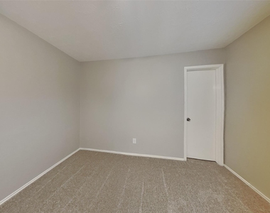 18607 Twigsworth Lane - Photo Thumbnail 16