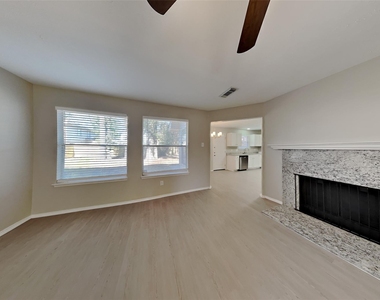 18607 Twigsworth Lane - Photo Thumbnail 2
