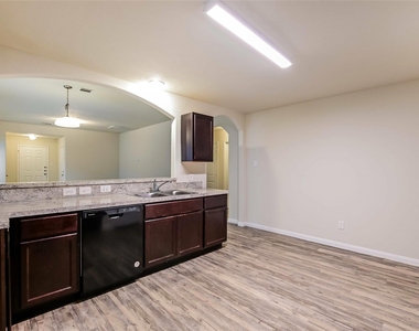 18803 Brescia Lane - Photo Thumbnail 2