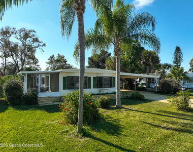 909 Sequoia Street - Photo Thumbnail 17