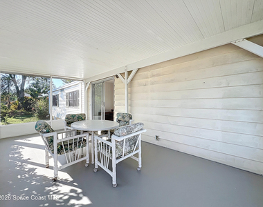 909 Sequoia Street - Photo Thumbnail 15