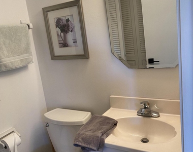 3274 Sand Court - Photo Thumbnail 9