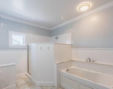 693 Law Street - Photo Thumbnail 9