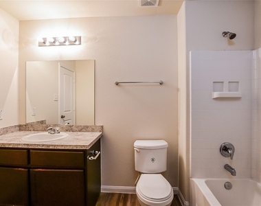 5635 Long Arbor Lane - Photo Thumbnail 6