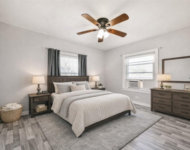 1021 Maple Street - Photo Thumbnail 7