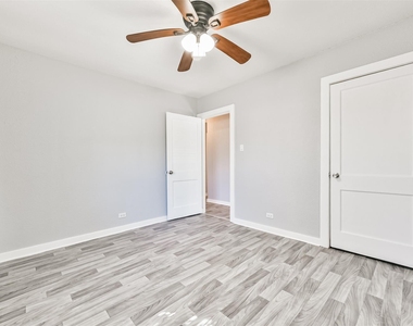 1021 Maple Street - Photo Thumbnail 11