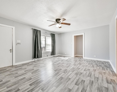 1021 Maple Street - Photo Thumbnail 1