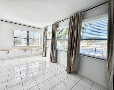 4335 Floramar Terrace - Photo Thumbnail 20