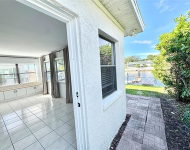 4335 Floramar Terrace - Photo Thumbnail 25