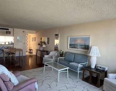 2618 Cove Cay Drive - Photo Thumbnail 9