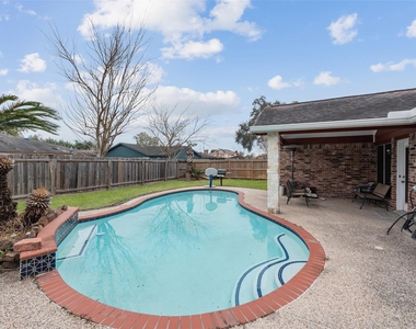 123 Ballantrae Lane - Photo Thumbnail 6