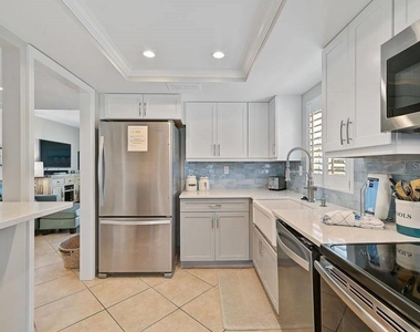 6154 Midnight Pass Road - Photo Thumbnail 4