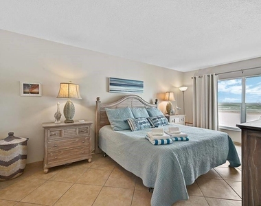 6154 Midnight Pass Road - Photo Thumbnail 7