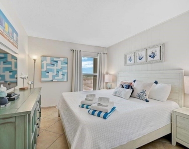 6154 Midnight Pass Road - Photo Thumbnail 8