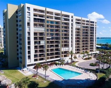 1480 Gulf Boulevard - Photo Thumbnail 14