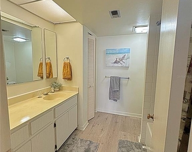 1480 Gulf Boulevard - Photo Thumbnail 6