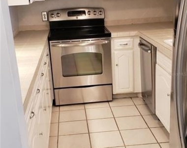 4141 Bayshore Boulevard S - Photo Thumbnail 3