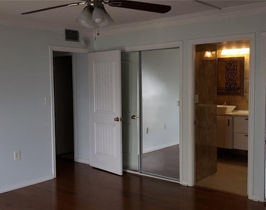 4141 Bayshore Boulevard S - Photo Thumbnail 10