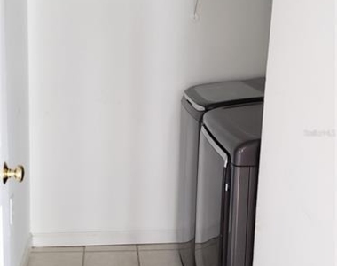 4141 Bayshore Boulevard S - Photo Thumbnail 7