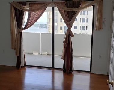 4141 Bayshore Boulevard S - Photo Thumbnail 9