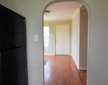 7326 Eagle Pass Street - Photo Thumbnail 10