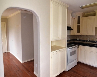 7326 Eagle Pass Street - Photo Thumbnail 9