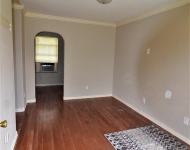 7326 Eagle Pass Street - Photo Thumbnail 5