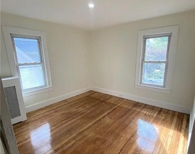 24 Stafford Avenue - Photo Thumbnail 7