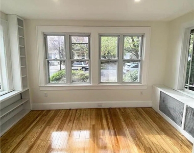 24 Stafford Avenue - Photo Thumbnail 4
