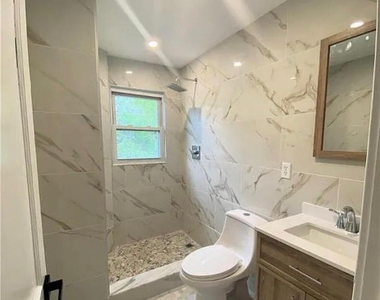 24 Stafford Avenue - Photo Thumbnail 10