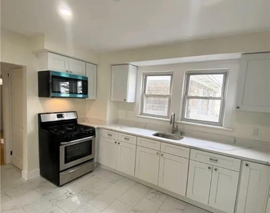 24 Stafford Avenue - Photo Thumbnail 6