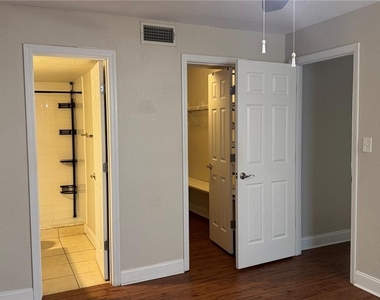205 Lewfield Circle - Photo Thumbnail 19