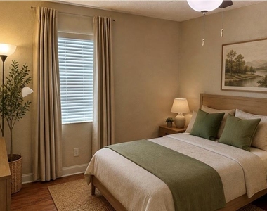 205 Lewfield Circle - Photo Thumbnail 15