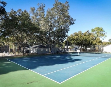205 Lewfield Circle - Photo Thumbnail 35