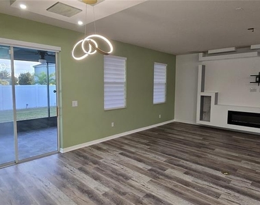 2754 Creekmore Court - Photo Thumbnail 20