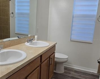 2754 Creekmore Court - Photo Thumbnail 16