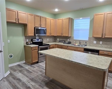 2754 Creekmore Court - Photo Thumbnail 21